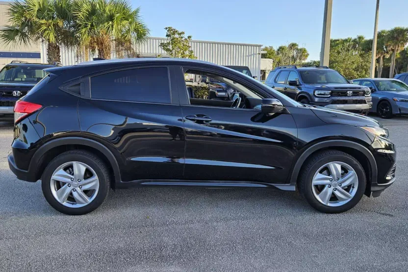 2019 Honda HR-V EX 2WD photo 1