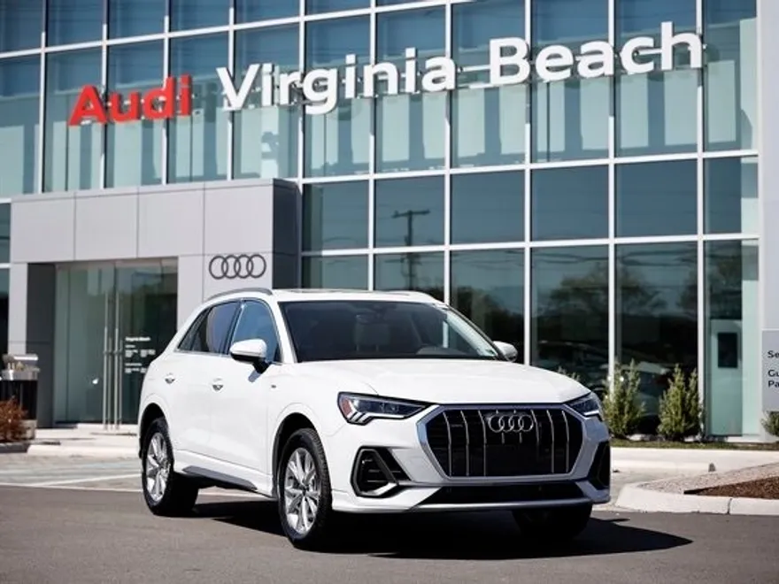 2025 Audi Q3 Premium Plus photo 1