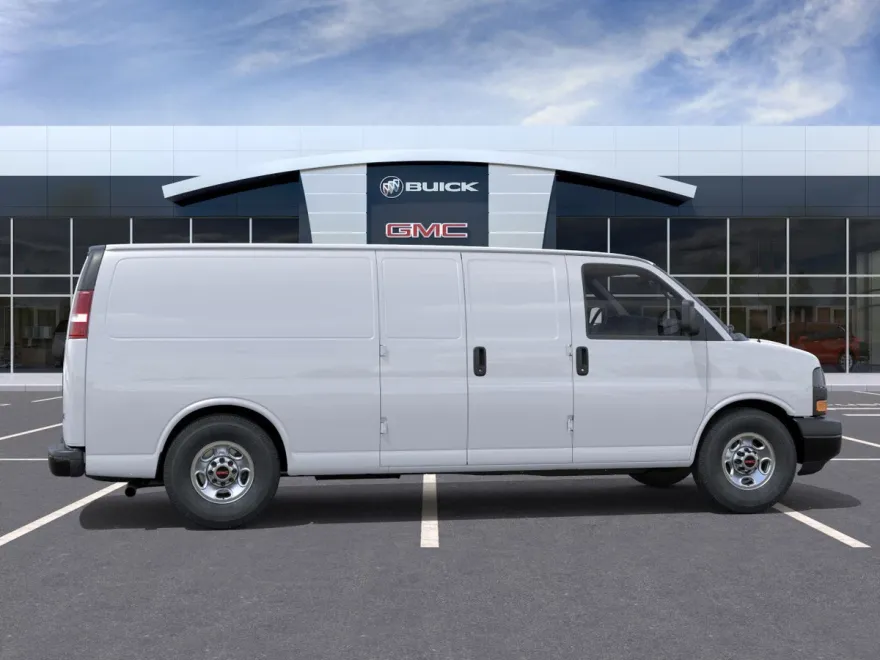 2025 Gmc Savana Cargo 3500 photo 1