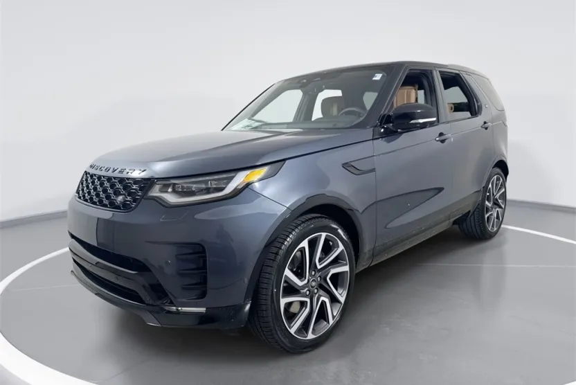 2025 Land Rover Discovery SE photo 1
