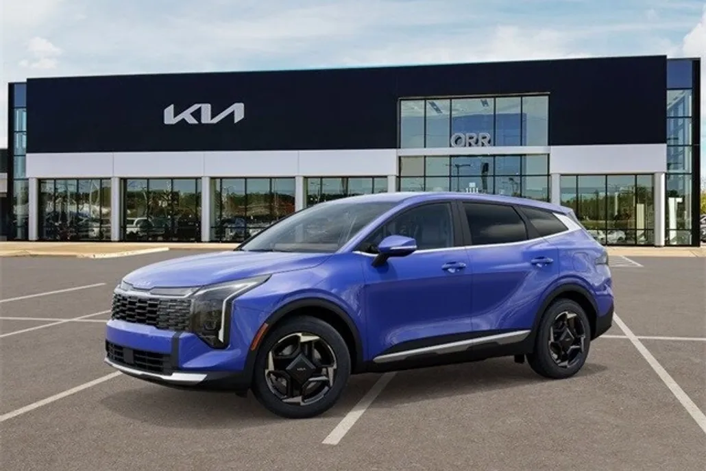 2026 Kia Sportage EX photo 1