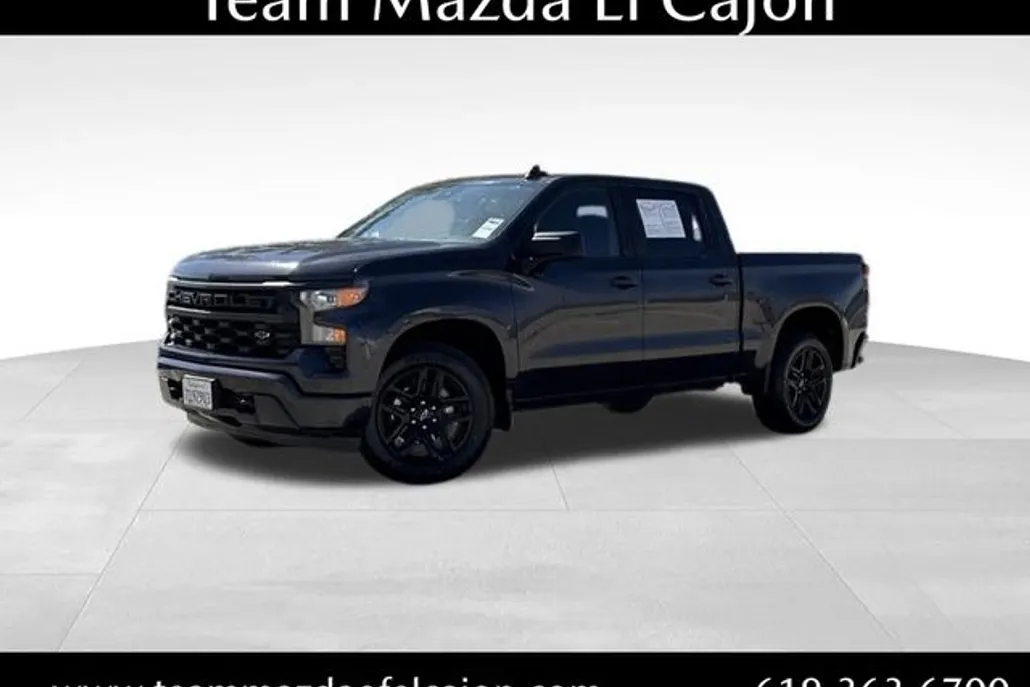2023 Chevrolet Silverado 1500 Custom photo 1