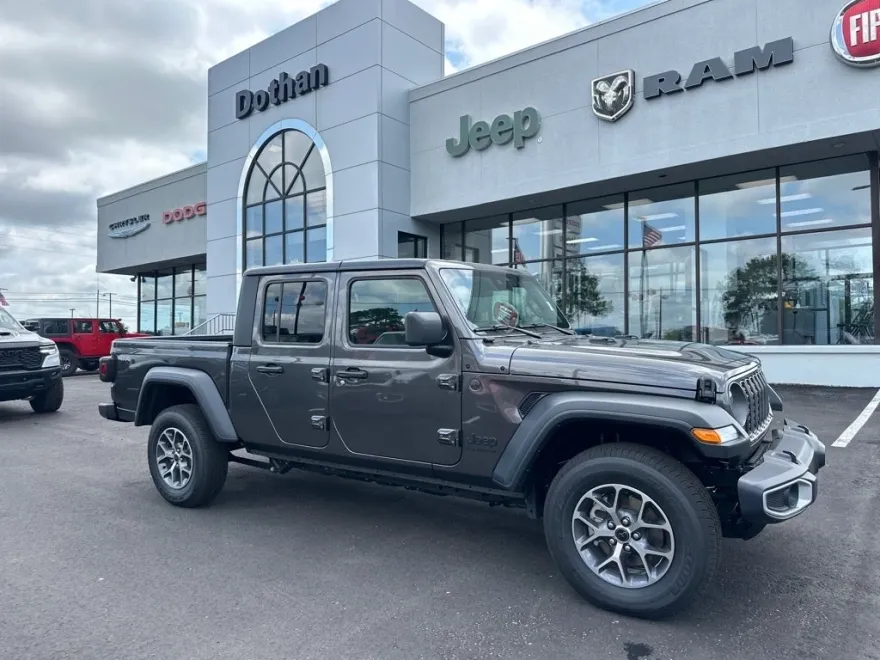 2025 Jeep Gladiator Sport S photo 1