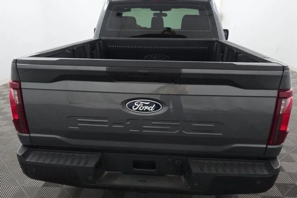 2025 Ford F-150 XL photo 1