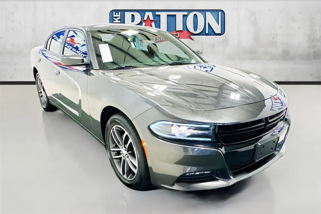 2019 Dodge Charger SXT photo 1