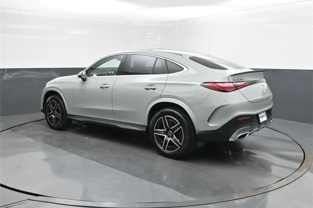 2026 Mercedes Benz GLC 300 4MATIC photo 1