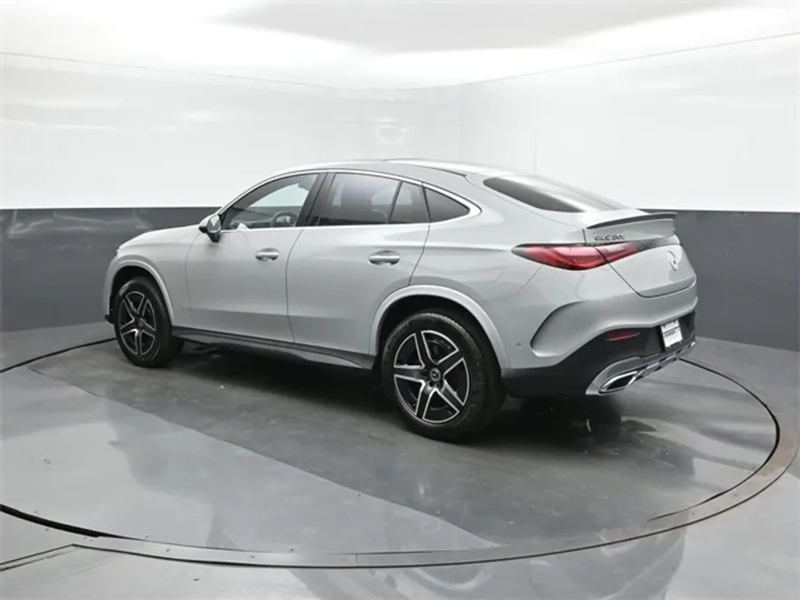 2026 Mercedes Benz GLC 300 4MATIC photo 1