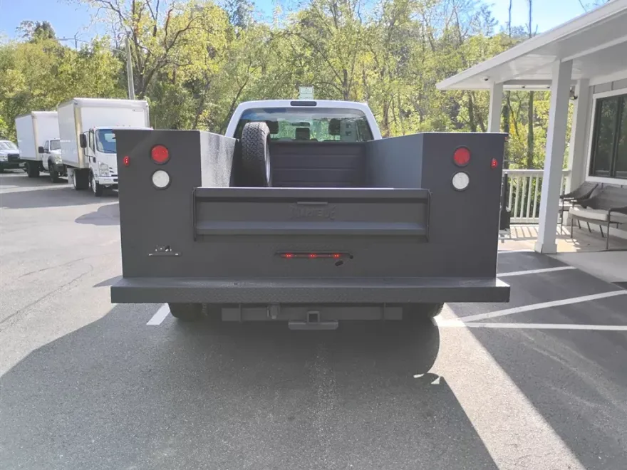 2016 Ford F-350 photo 1
