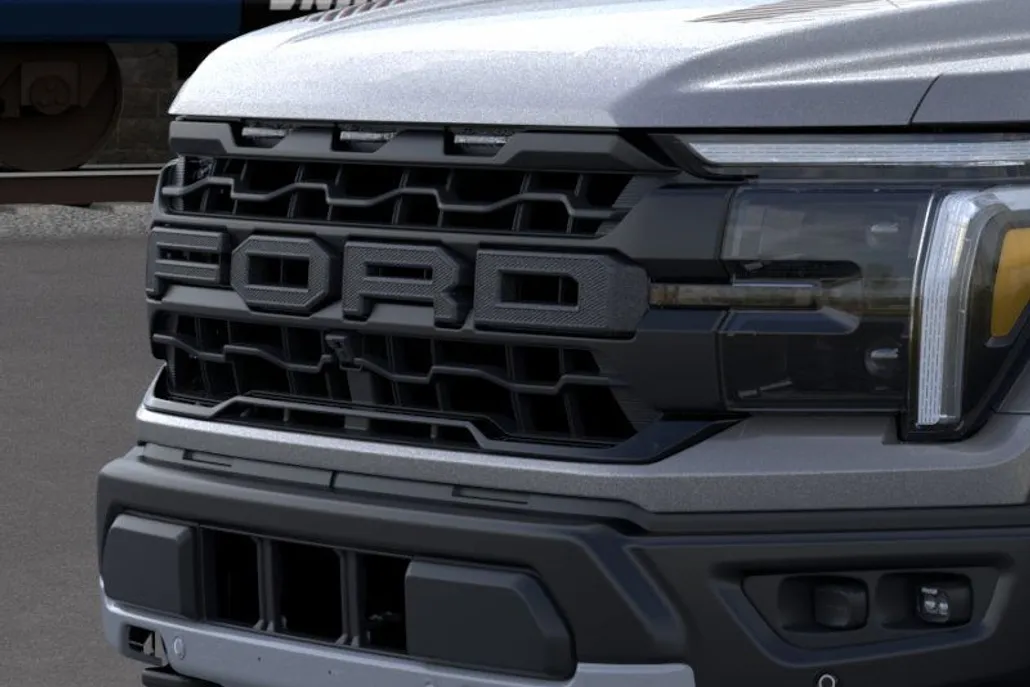 2025 Ford F-150 Raptor photo 16