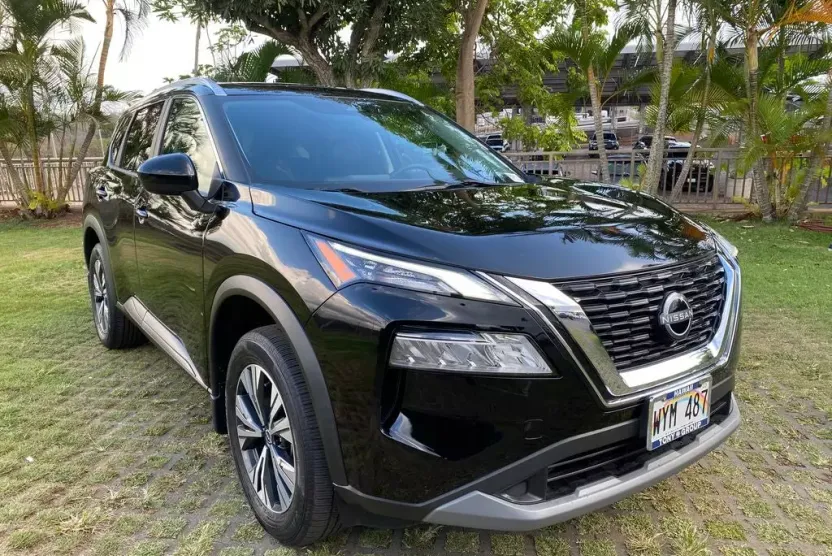 2023 Nissan Rogue SV photo 1