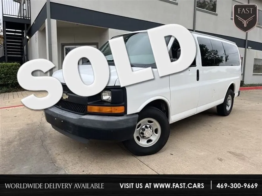 2011 Chevrolet Express LS 2500 photo 1