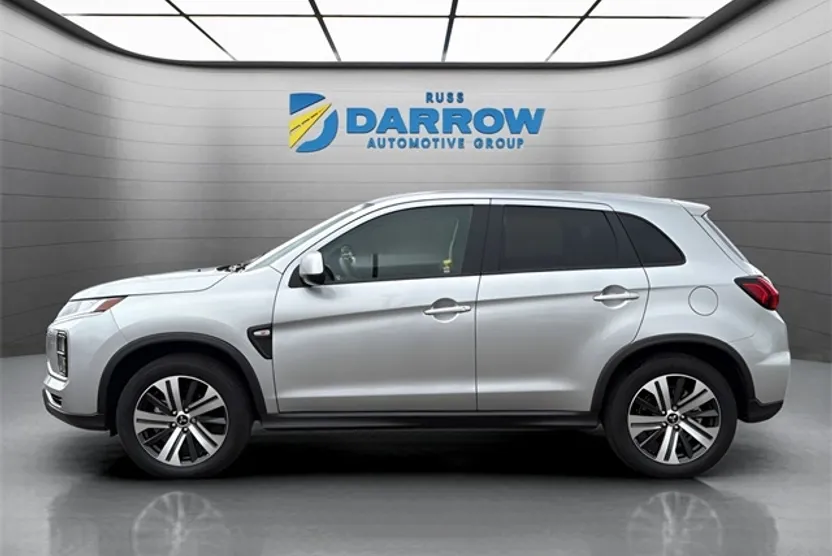 2023 Mitsubishi Outlander Sport ES photo 1