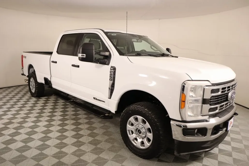 2023 Ford F-250 XLT photo 1