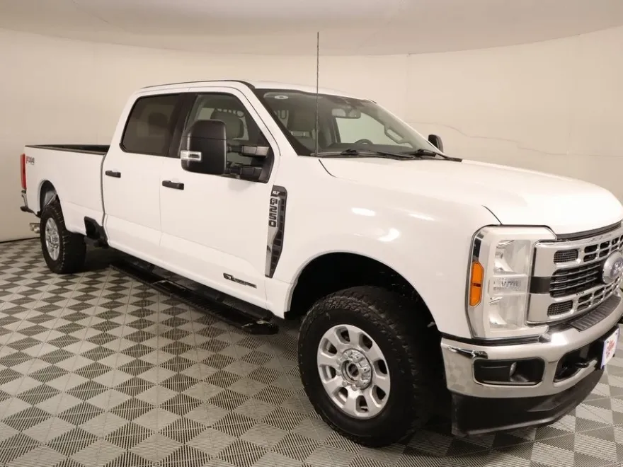 2023 Ford F-250 XLT photo 1