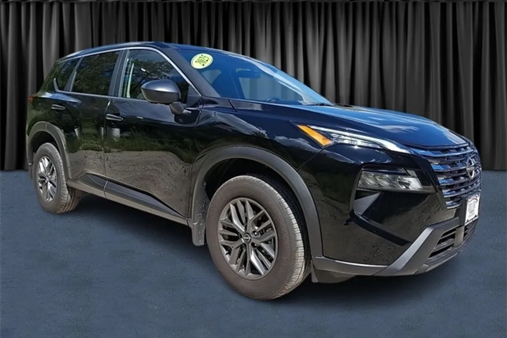 2025 Nissan Rogue S photo 1