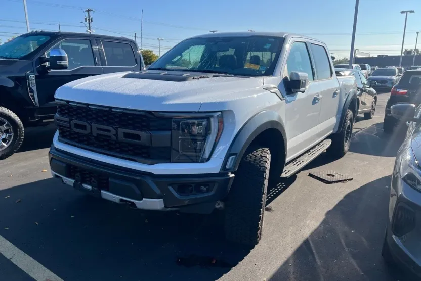 2023 Ford F-150 Raptor photo 1