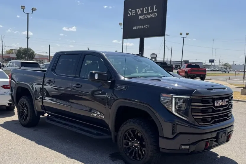 2023 Gmc Sierra 1500 AT4X photo 1