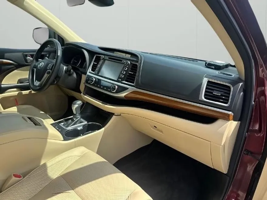 2018 Toyota Highlander Limited photo 1