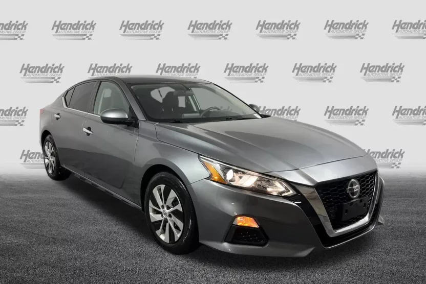 2020 Nissan Altima 2.5 S photo 1