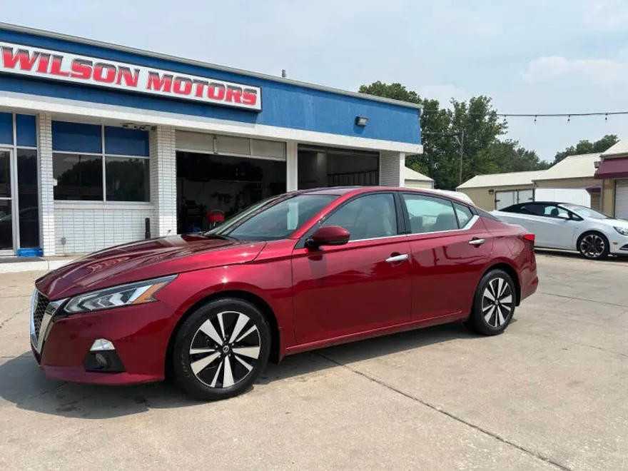 2020 Nissan Altima 2.5 SL photo 1
