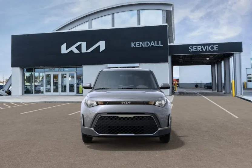 2025 Kia Soul LX photo 1