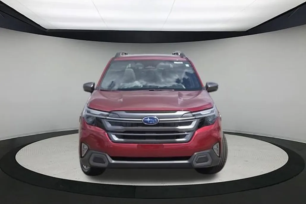 2025 Subaru Forester Limited photo 1