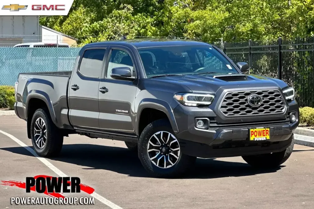 2023 Toyota Tacoma TRD Sport V6 photo 1