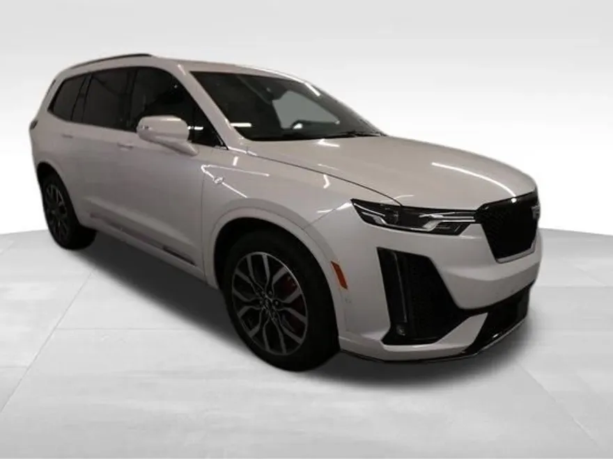 2025 Cadillac XT6 Sport photo 1
