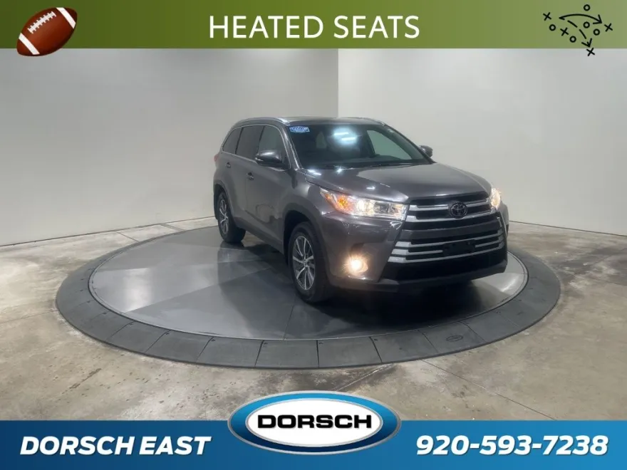 2019 Toyota Highlander XLE photo 1
