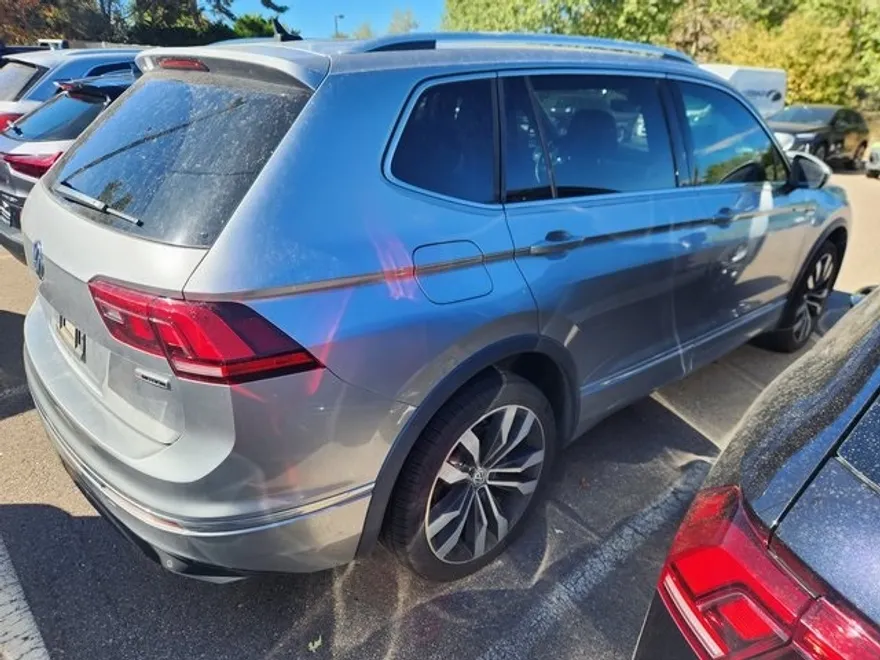 2020 Volkswagen Tiguan SEL Premium R-Line photo 1