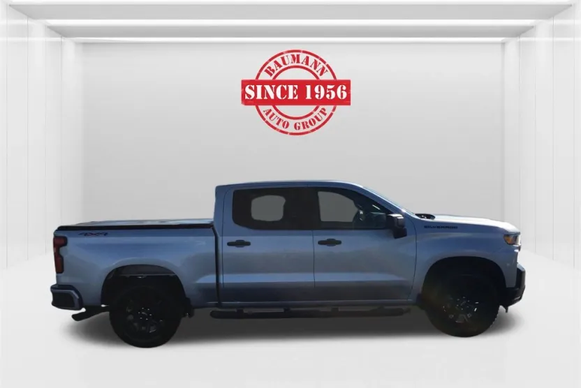 2021 Chevrolet Silverado 1500 Custom photo 1