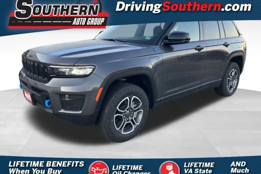 2024 Jeep Grand Cherokee Trailhawk 4xe photo 1