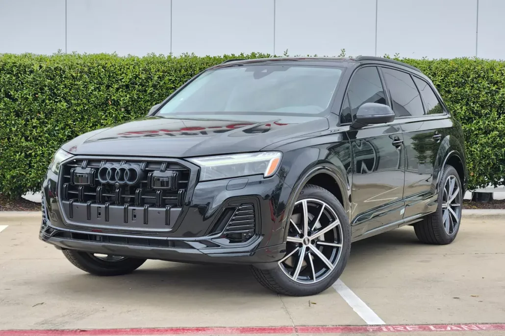 2025 Audi Q7 Premium Plus photo 1