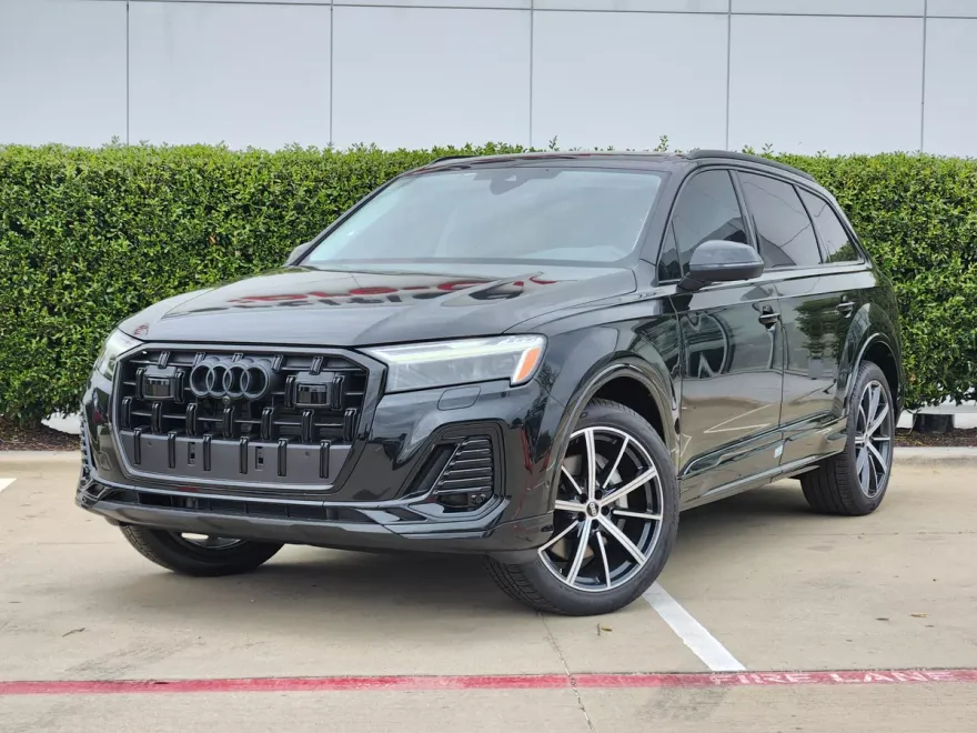 2025 Audi Q7 Premium Plus photo 1