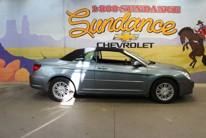 2009 Chrysler Sebring Touring photo 1
