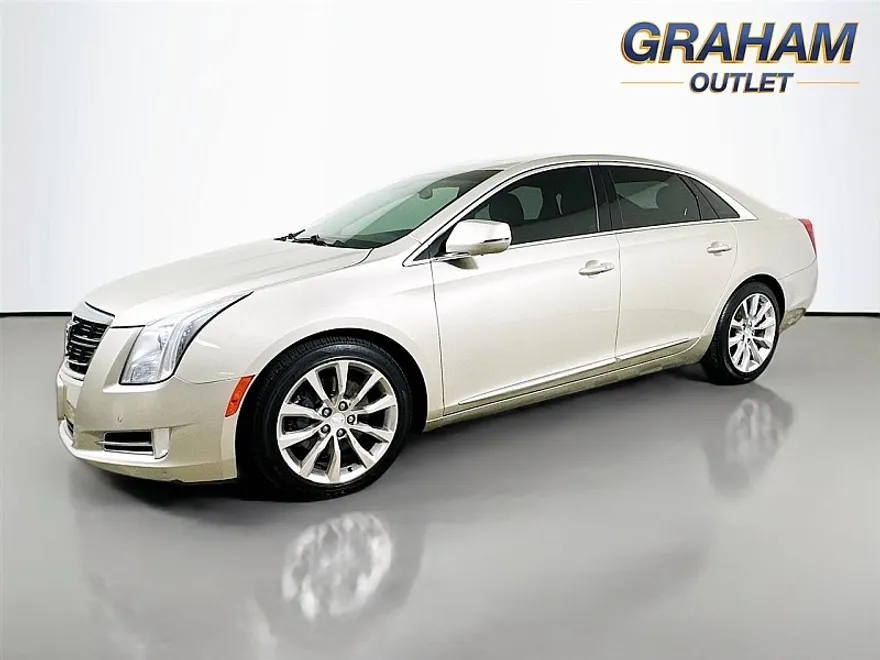 2016 Cadillac XTS Luxury photo 1