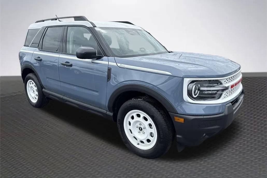 2025 Ford Bronco Sport Heritage photo 1