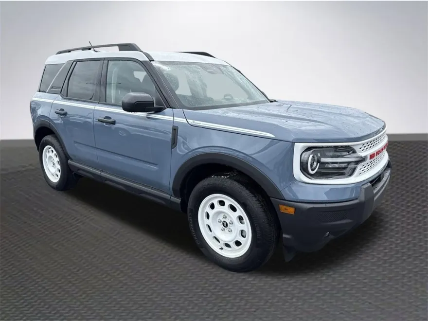 2025 Ford Bronco Sport Heritage photo 1