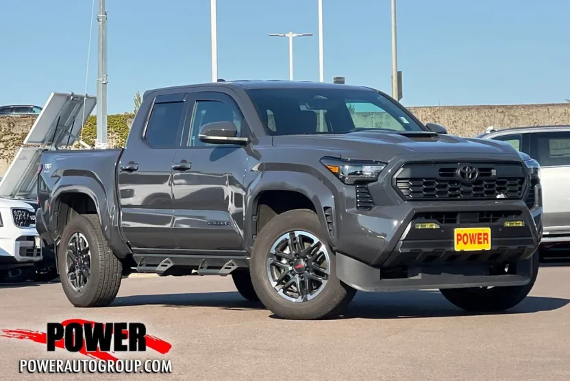 2024 Toyota Tacoma TRD Sport photo 1