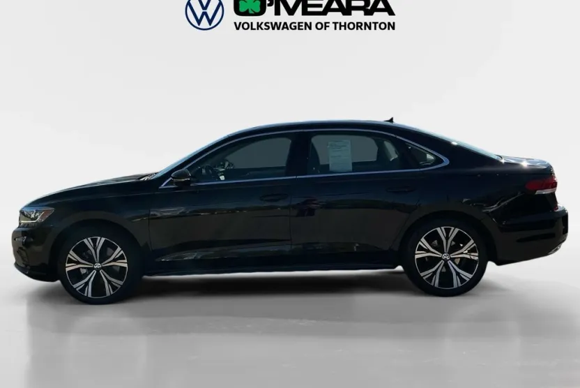 2022 Volkswagen Passat 2.0T SE photo 1