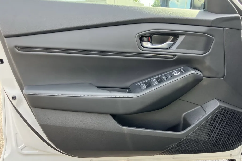 2025 Honda Accord Hybrid Sport photo 1