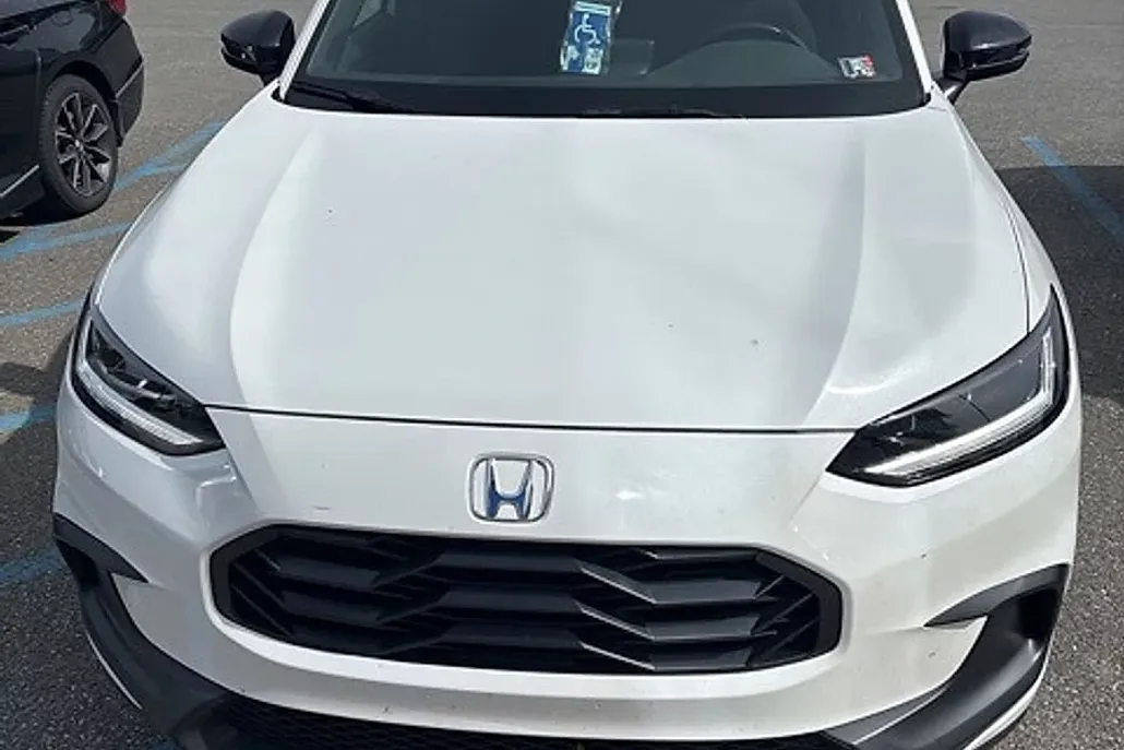 2023 Honda HR-V Sport photo 1