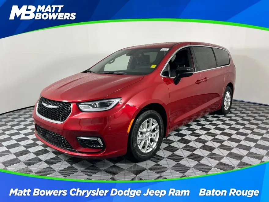 2026 Chrysler Pacifica photo 1