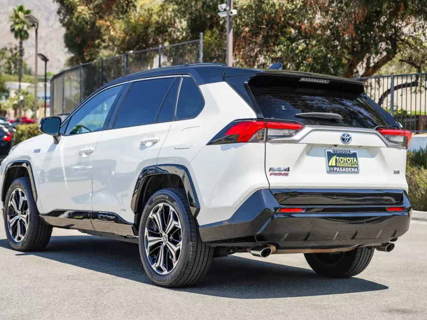 2021 Toyota RAV4 Prime XSE photo 1
