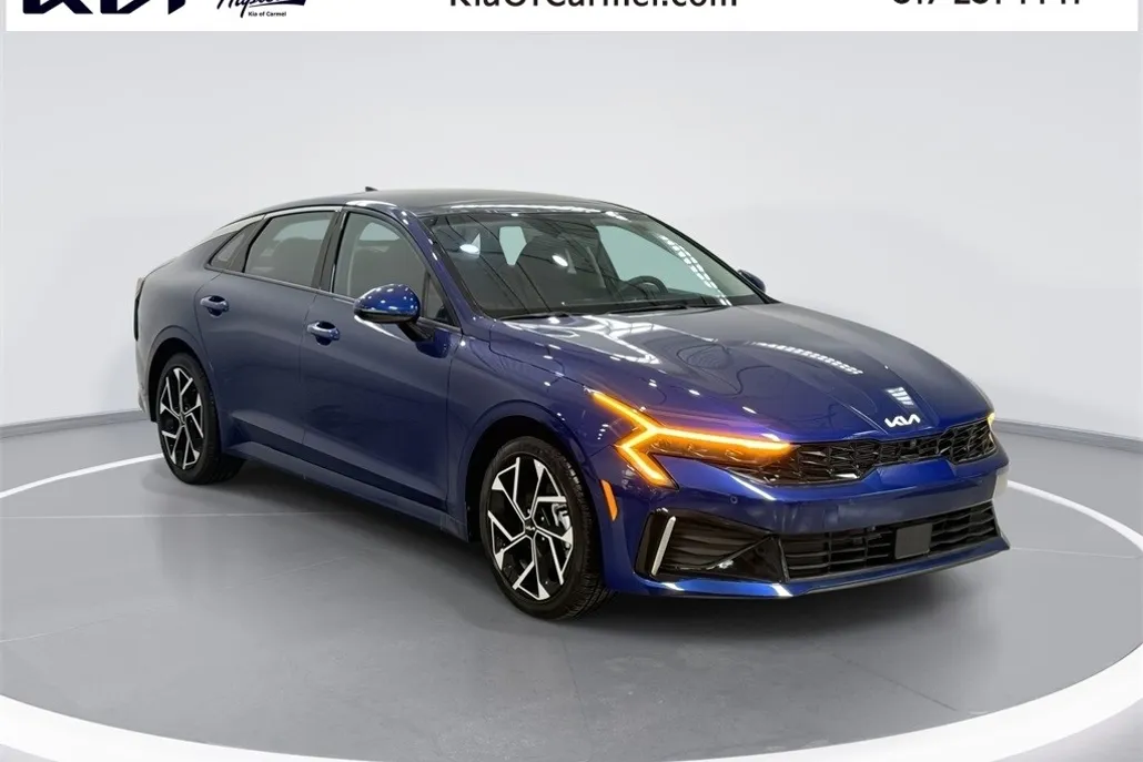 2025 Kia K5 EX photo 1