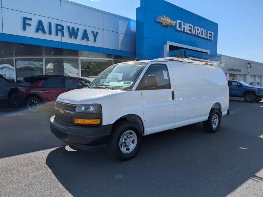 2025 Chevrolet Express Cargo 2500 Van photo 1