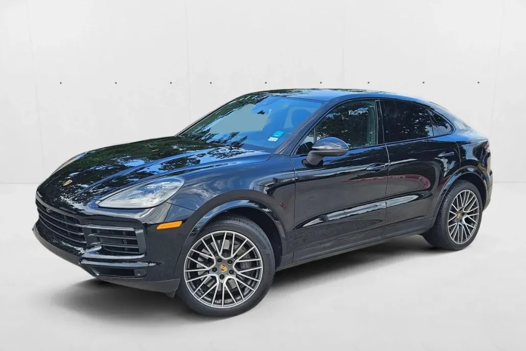 2021 Porsche Cayenne S Coupe photo 1