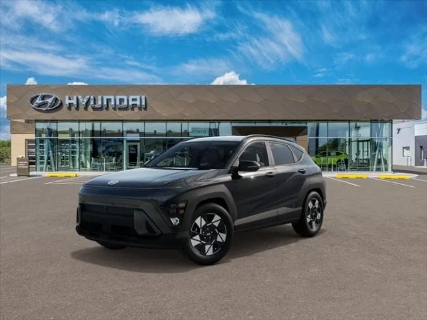 2025 Hyundai Kona SEL photo 1