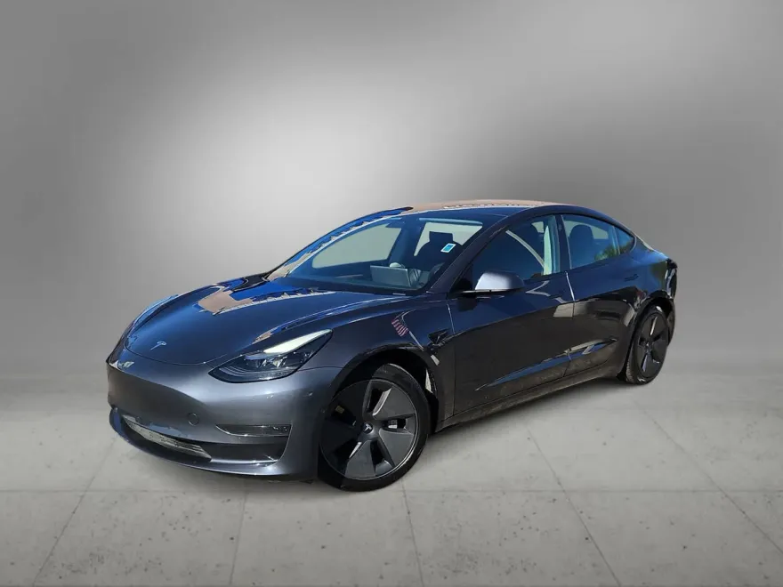 2021 Tesla Model 3 Standard Range Plus photo 1