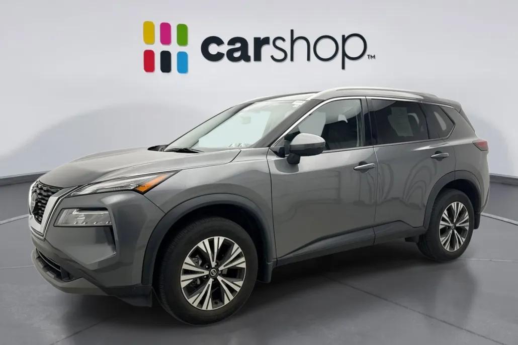 2021 Nissan Rogue SV photo 1